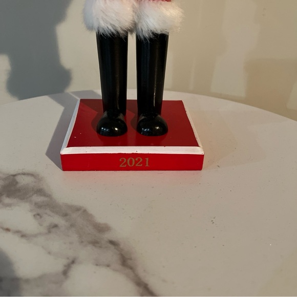 Santa Claus Countdown Calendar - Picture 4 of 10